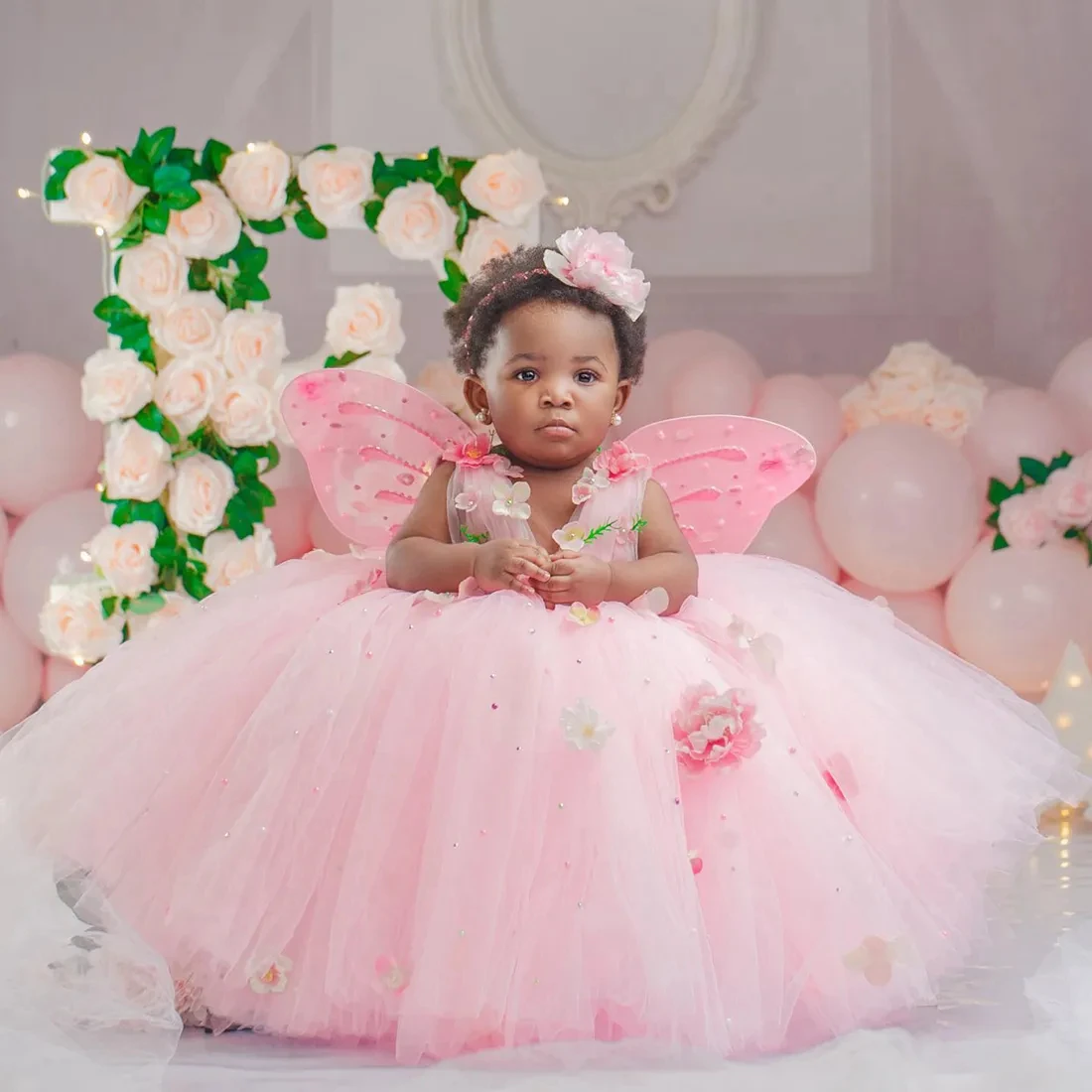 Pink Little Girls Birthday Dresses Customized Communication Dress V Neck Tiered Tulle Pearls Beaded Flower Girls Dresses
Pink Little Girls Birthday Dresses Customized Communication Dress V Neck Tiered Tulle Pearls Beaded Flower Girls Dresses