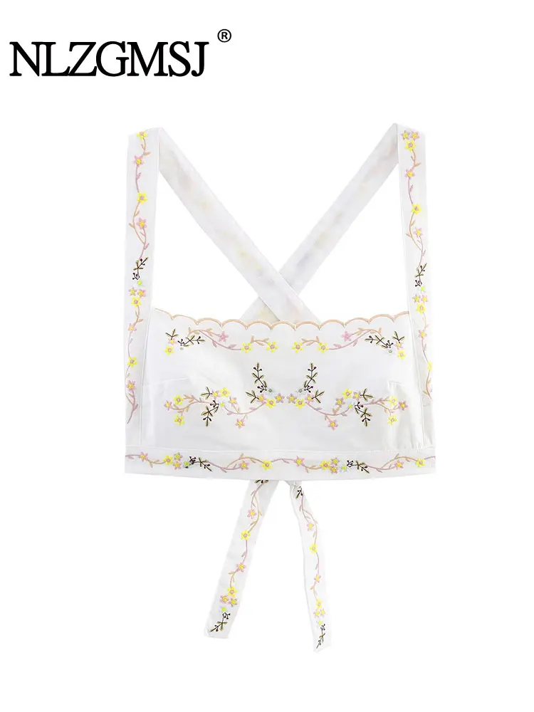 2025 Summer Women's Sexy Club Tops Solid Flower Embroidery Sleeveless Short Vest Fashion Tops
2025 Summer Women's Sexy Club Tops Solid Flower Embroidery Sleeveless Short Vest Fashion Tops