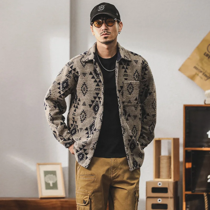 The new jacquard shirt for autumn and winter is a high-end and stylish casual jacket with loose long-sleeved shirts
The new jacquard shirt for autumn and winter is a high-end and stylish casual jacket with loose long-sleeved shirts