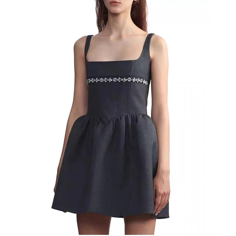 Diamonds Flower Embellished Halter Puffy Short Dress Funky Sexy Low Cut Slim Gray Womens dresses 2023 Autumn New
Diamonds Flower Embellished Halter Puffy Short Dress Funky Sexy Low Cut Slim Gray Womens dresses 2023 Autumn New