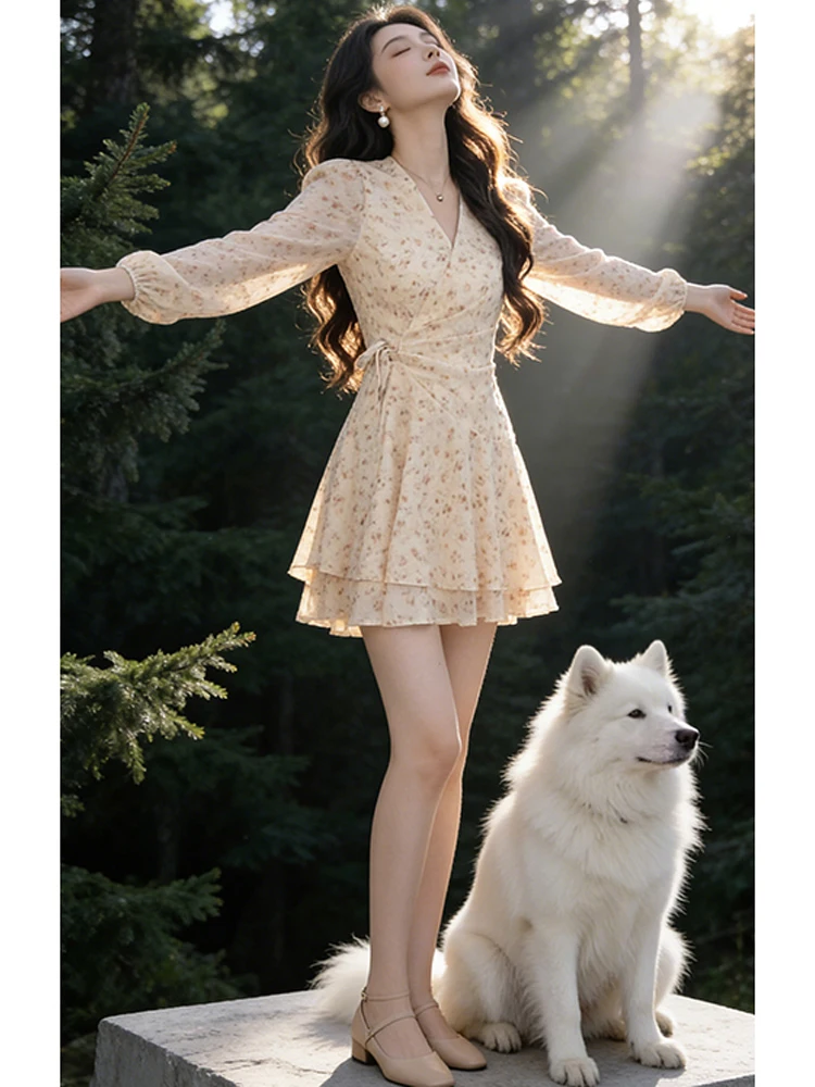 Elegant V-neck Floral Long Sleeve Dress Women's 2026 Spring Summer New Style Lightweight Unique Casual High Waist A-line Dress
Elegant V-neck Floral Long Sleeve Dress Women's 2026 Spring Summer New Style Lightweight Unique Casual High Waist A-line Dress
