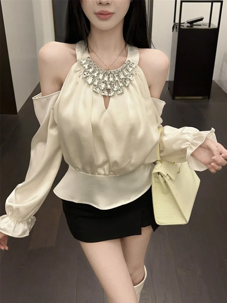 Elegant Diamond Embedded Hollow out Neckline Shirt for Women Heavy Embroidery Slimming Top Versatile French Style Standard Fit
Elegant Diamond Embedded Hollow out Neckline Shirt for Women Heavy Embroidery Slimming Top Versatile French Style Standard Fit