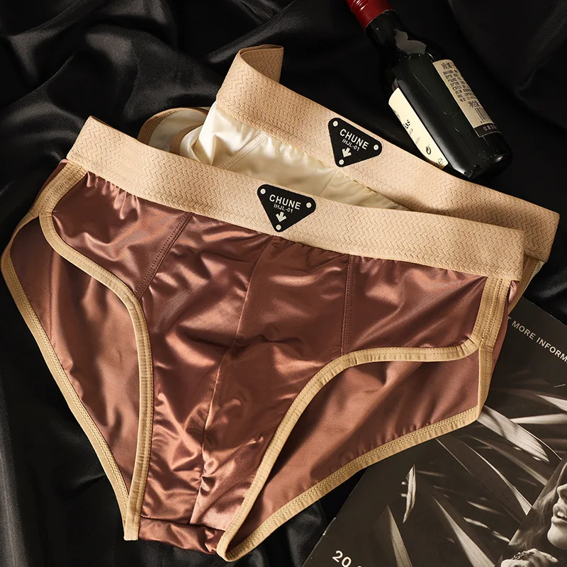 L-4XL Large Size Men Satin Silky Underwear Solid Mid Waist Briefs Breathable U Convex Underpant Elastic Seamless Comfort Panties
L-4XL Large Size Men Satin Silky Underwear Solid Mid Waist Briefs Breathable U Convex Underpant Elastic Seamless Comfort Panties