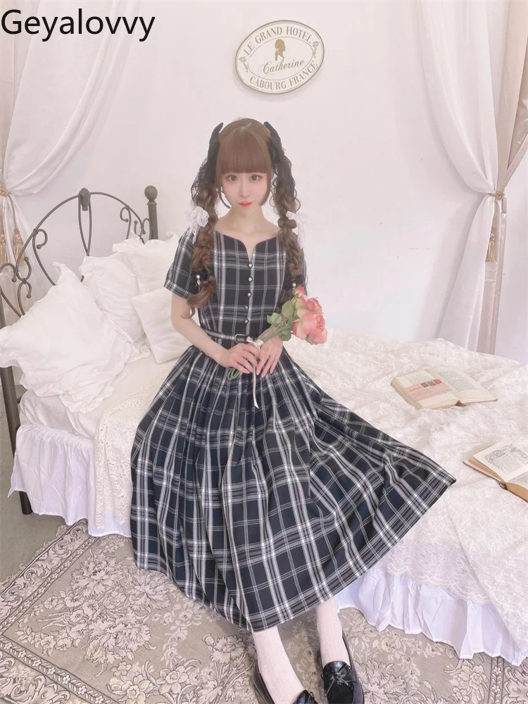 Vintage French Elegant Commuter Slim Plaid Mid-length Dress Summer New Sweet Girls Versatile High Waist Short Sleeve Dress
Vintage French Elegant Commuter Slim Plaid Mid-length Dress Summer New Sweet Girls Versatile High Waist Short Sleeve Dress