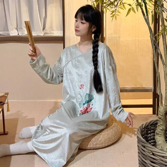Soft Velour Thick Warm Flower Print Nightgowns Women New Winter Chinese Style Sleepwear Night Dress Nightdress Loose Nighty
Soft Velour Thick Warm Flower Print Nightgowns Women New Winter Chinese Style Sleepwear Night Dress Nightdress Loose Nighty