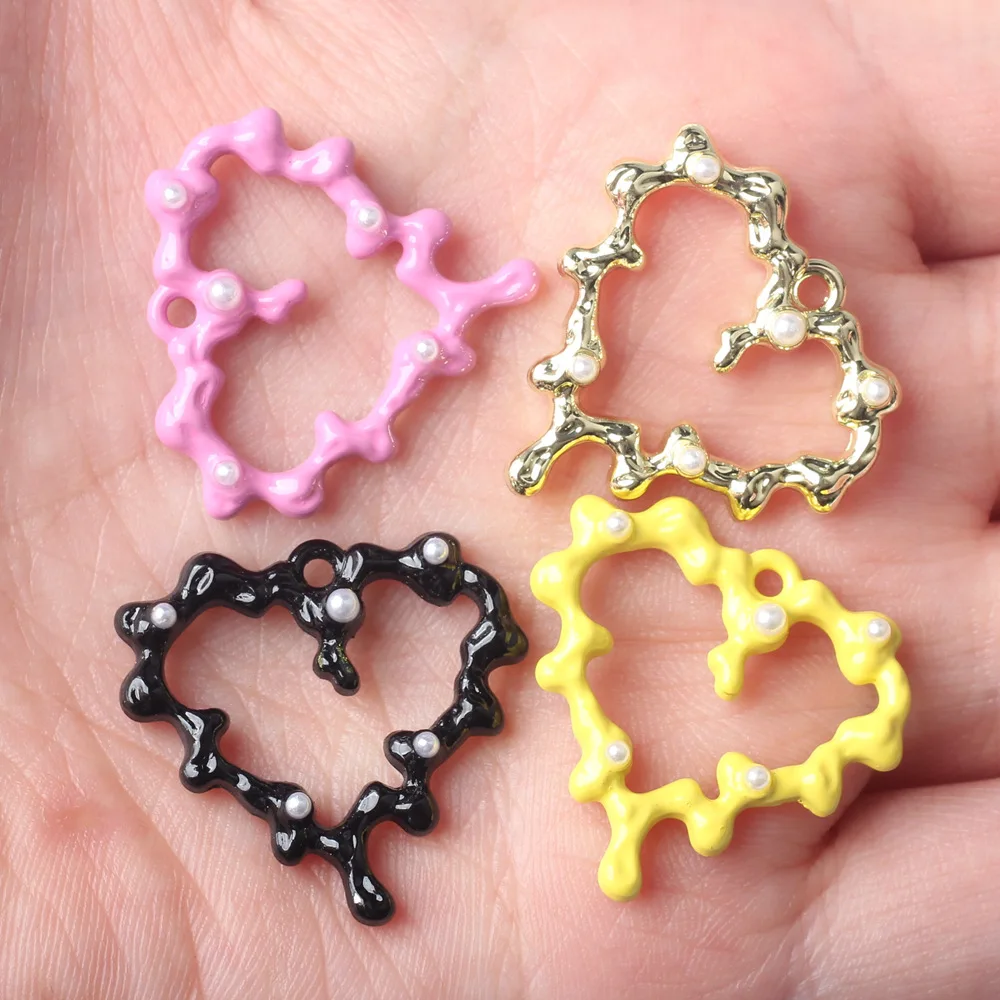 10pcs Alloy Hollow Heart Shape Charms Pendant Earring Necklace Bracelet Jewelry Making DIY Handmade Ornaments Accessories Simple
10pcs Alloy Hollow Heart Shape Charms Pendant Earring Necklace Bracelet Jewelry Making DIY Handmade Ornaments Accessories Simple