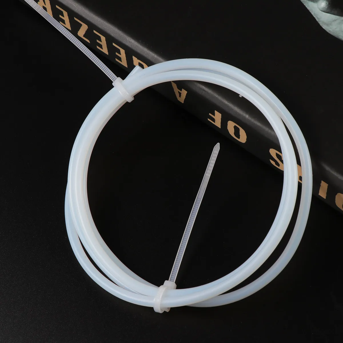3D Printer Ptfe Tube 1.75mm Filament 2Mm Id X 4Mm Od Clear Plastic Pipe High Temperature Resistant Replacement 3D Printer
3D Printer Ptfe Tube 1.75mm Filament 2Mm Id X 4Mm Od Clear Plastic Pipe High Temperature Resistant Replacement 3D Printer