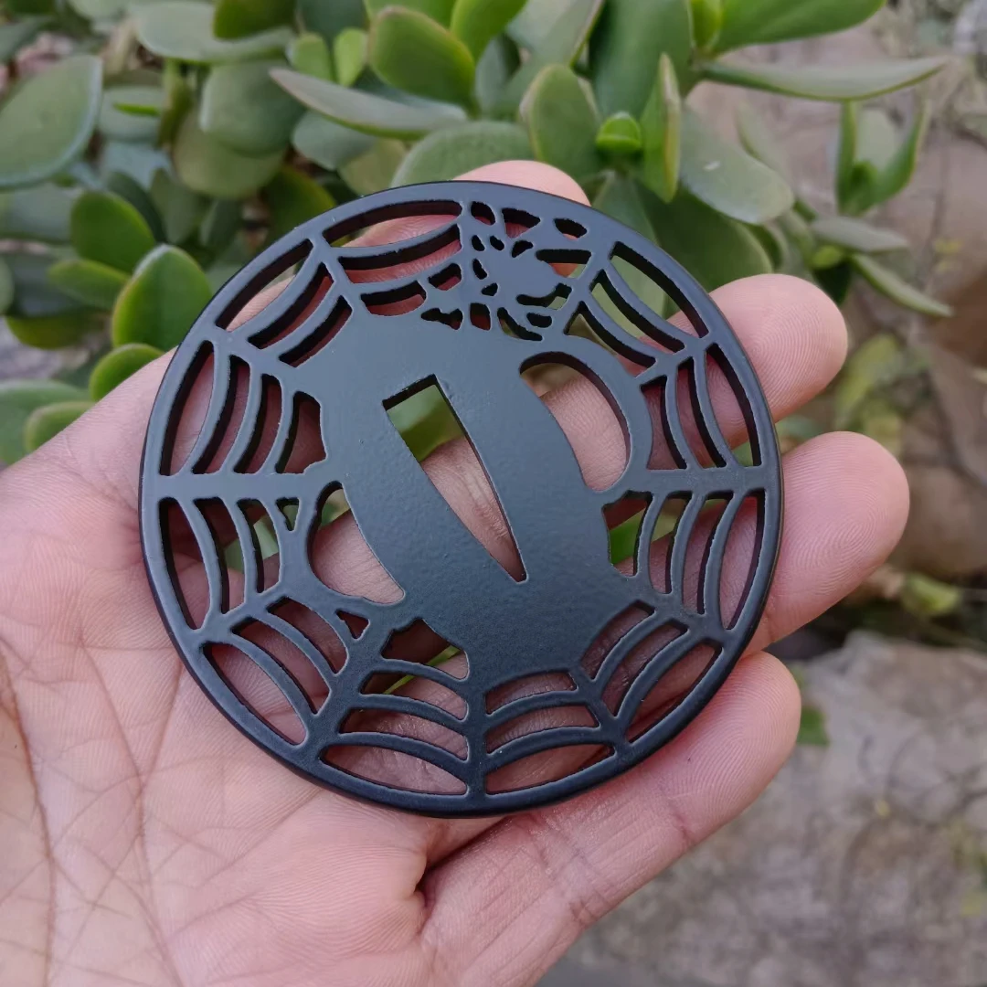 Round Spider Web Home Decorate Sword Part Blade Guard Tsuba Iron For Japan Samurai Kataba Sabre
Round Spider Web Home Decorate Sword Part Blade Guard Tsuba Iron For Japan Samurai Kataba Sabre
