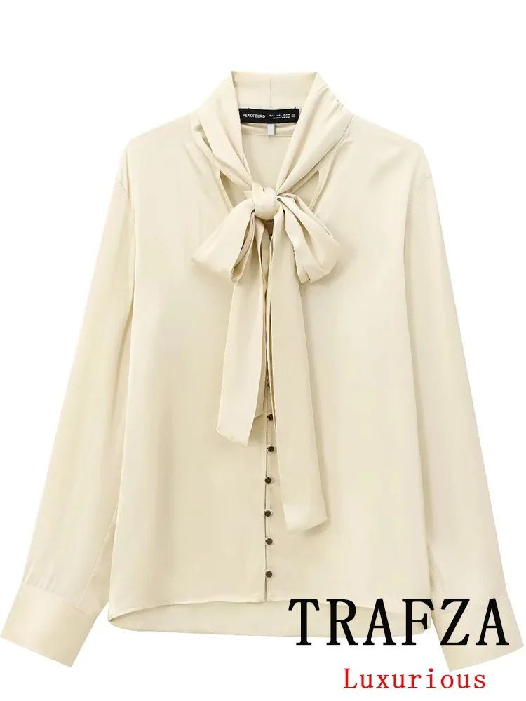 TRAFZA Vintage Women Shirts Solid Bow O-Neck Single Breasted Long Sleeve Loose Blouse New Fashion 2024 Autumn Winter Blouse
TRAFZA Vintage Women Shirts Solid Bow O-Neck Single Breasted Long Sleeve Loose Blouse New Fashion 2024 Autumn Winter Blouse