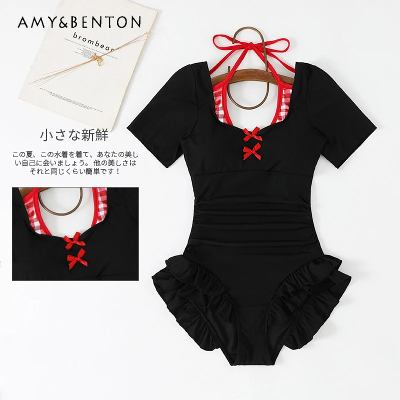 Japanese Style One-Piece Swimsuit Sexy Black Slimming Ruffled Triangle Swimsuit Cute Plaid Patchwork Halter Sexy Swimwear Women
Japanese Style One-Piece Swimsuit Sexy Black Slimming Ruffled Triangle Swimsuit Cute Plaid Patchwork Halter Sexy Swimwear Women