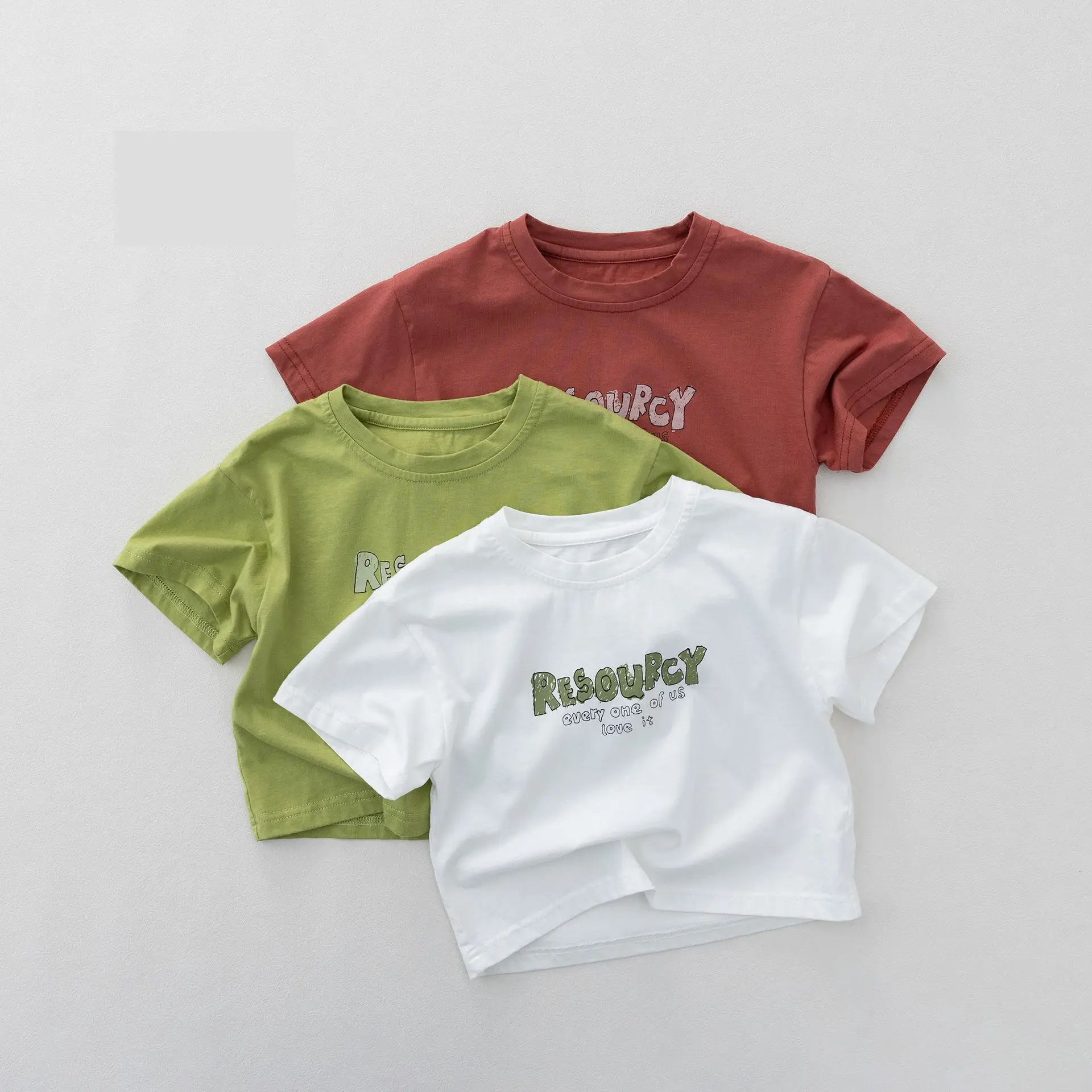 2026 Summer New Children Letter Print Short Sleeve T Shirts Boys Casual Versatile Tops Baby Girls Loose Tee Kids Clothes
2026 Summer New Children Letter Print Short Sleeve T Shirts Boys Casual Versatile Tops Baby Girls Loose Tee Kids Clothes