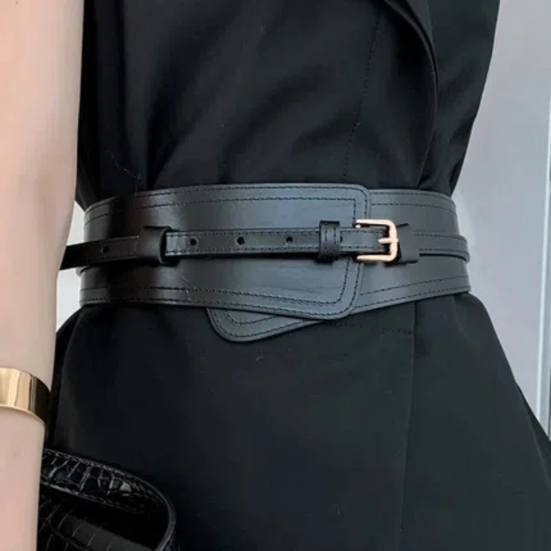 Leather wide belt, women's waist seal, fashionable outer decoration, corset, skirt, coat, sweater, versatile, cowhide belt
Leather wide belt, women's waist seal, fashionable outer decoration, corset, skirt, coat, sweater, versatile, cowhide belt