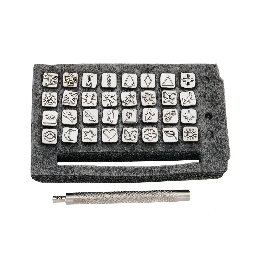 32pcs per set Leathercraft Carving Tools DIY Metal Construction Stamp Set Leather Craft Tools
32pcs per set Leathercraft Carving Tools DIY Metal Construction Stamp Set Leather Craft Tools