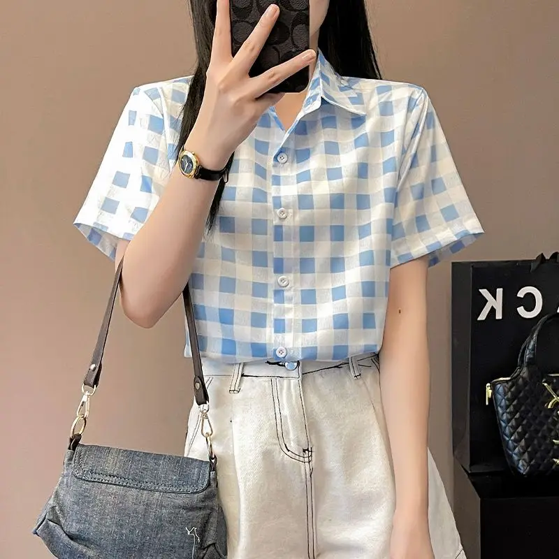 Women Clothing Summer Fashion Casual Plaid Color Blocking Polo Collar Women Shirts All-match Appear Thin Short Sleeve Cardigan
Women Clothing Summer Fashion Casual Plaid Color Blocking Polo Collar Women Shirts All-match Appear Thin Short Sleeve Cardigan