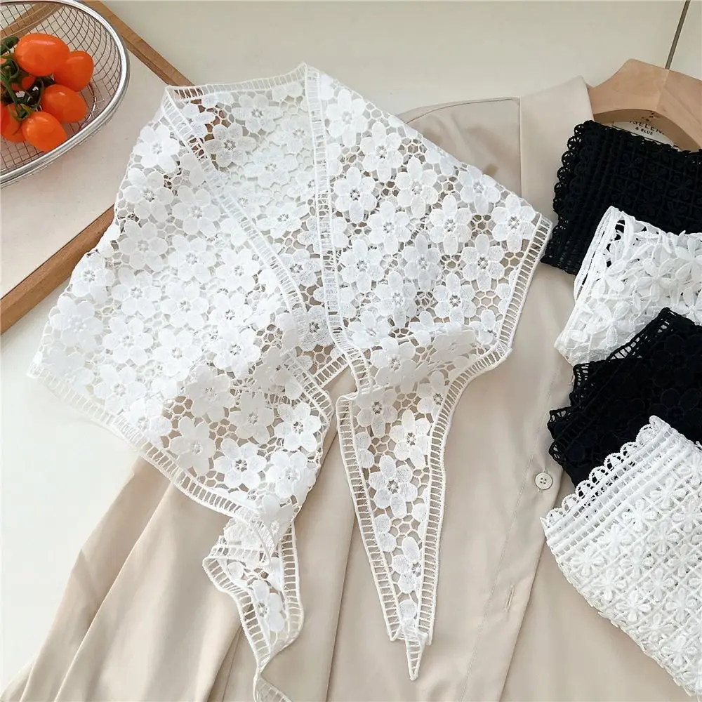 Retro Floral Printed Lace Triangle Scarf Embroidered Transparent Lace Head Scarf Korean Wraps Lace Headband Travel
Retro Floral Printed Lace Triangle Scarf Embroidered Transparent Lace Head Scarf Korean Wraps Lace Headband Travel