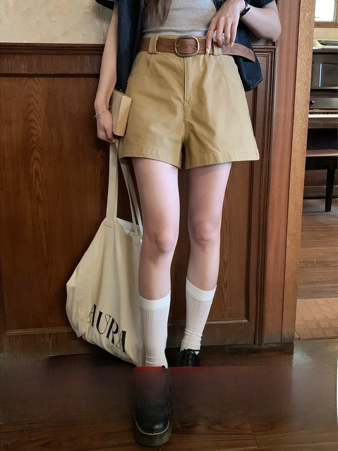 High Waist A-Line Denim Shorts Women's Casual Commute Korean Style Simple Versatile Short Pants Summer Season Pure Color
High Waist A-Line Denim Shorts Women's Casual Commute Korean Style Simple Versatile Short Pants Summer Season Pure Color