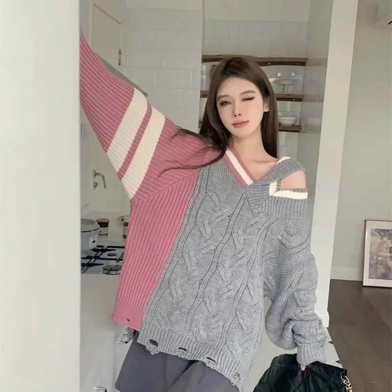 Knitted Top Long-Sleeved Chic Korean Style Sweater Women Autumn Winter New V-Neck Pullover Retro Hole Loose Lazy Style
Knitted Top Long-Sleeved Chic Korean Style Sweater Women Autumn Winter New V-Neck Pullover Retro Hole Loose Lazy Style