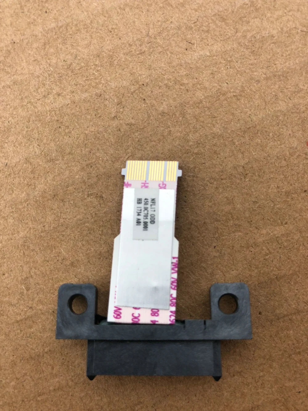 Новый оригинальный разъем для жесткого диска HP 17-BS 17-BS067CL 17-ak, кабель жесткого диска 450.0c705.0001
Новый оригинальный разъем для жесткого диска HP 17-BS 17-BS067CL 17-ak, кабель жесткого диска 450.0c705.0001