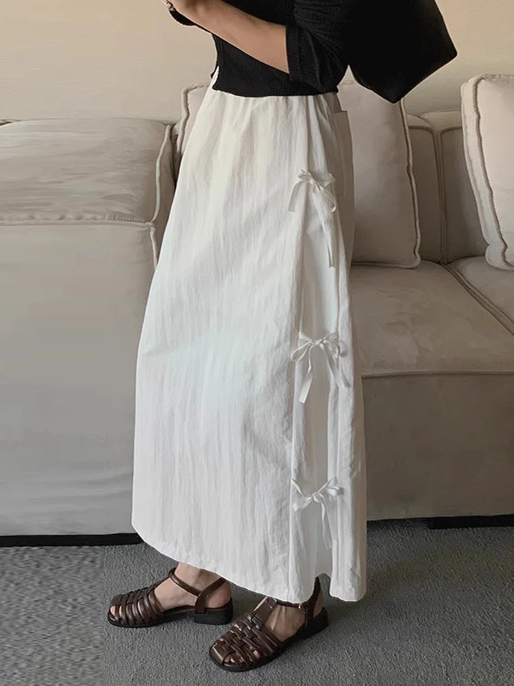 Korean Women's Classic Chic Design Bow Tied Half Skirt Summer Retro Fashion Casual Street Wear Women Versatile Split Long Skirt
Korean Women's Classic Chic Design Bow Tied Half Skirt Summer Retro Fashion Casual Street Wear Women Versatile Split Long Skirt