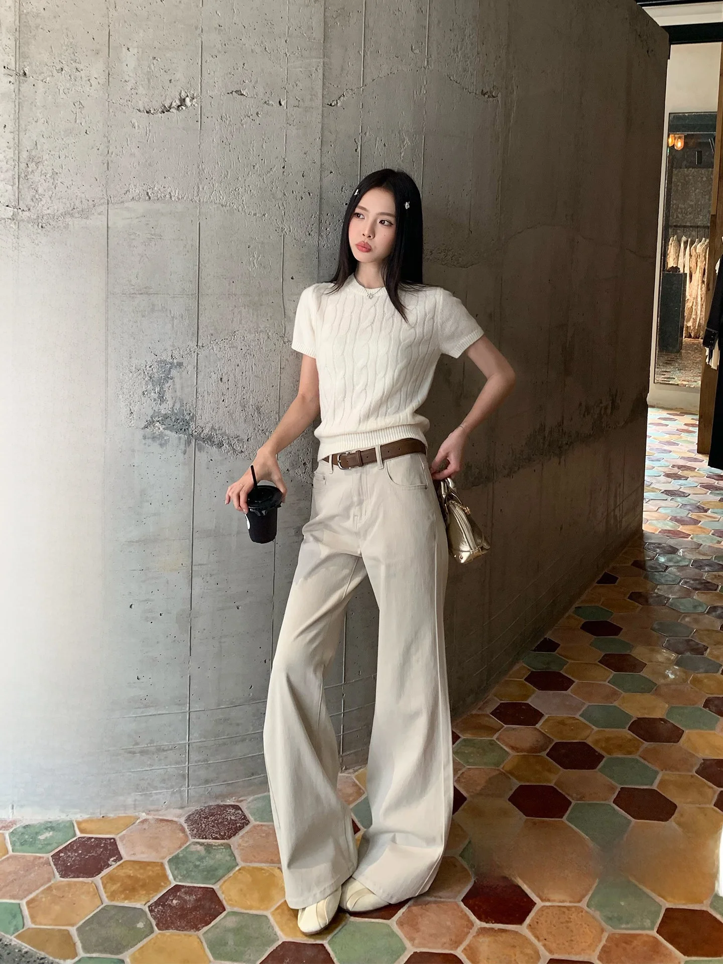 High Waist Wide Leg Jeans Women's Summer New Style Loose Drapey Floor Length Straight Cut Jeans Sòng Zhèngèn Retro Style
High Waist Wide Leg Jeans Women's Summer New Style Loose Drapey Floor Length Straight Cut Jeans Sòng Zhèngèn Retro Style