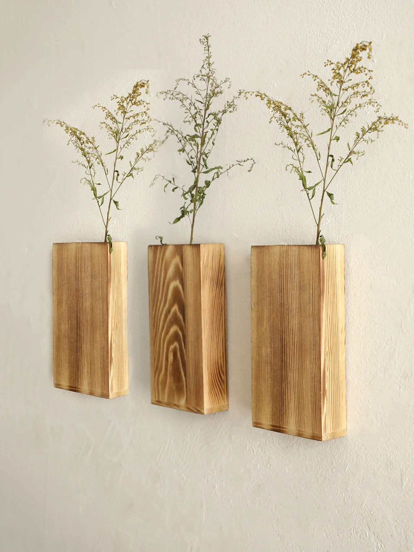Rustic Wooden Wall Mounted Vases Farmhouse Style Decorative Wall Hanging Flower Holders for Succulents Artificial Plants Vases
Rustic Wooden Wall Mounted Vases Farmhouse Style Decorative Wall Hanging Flower Holders for Succulents Artificial Plants Vases