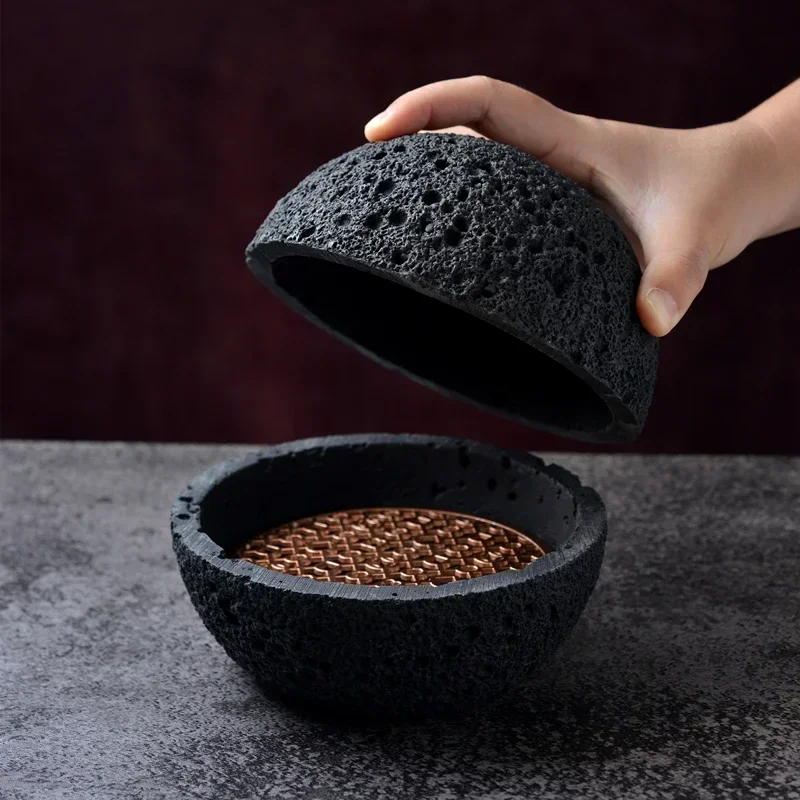 Creative bowl of molecular cuisine Imitation volcanic stone ball disk Round smoked bowl Black tableware Soup bowls Planet bowl
Creative bowl of molecular cuisine Imitation volcanic stone ball disk Round smoked bowl Black tableware Soup bowls Planet bowl