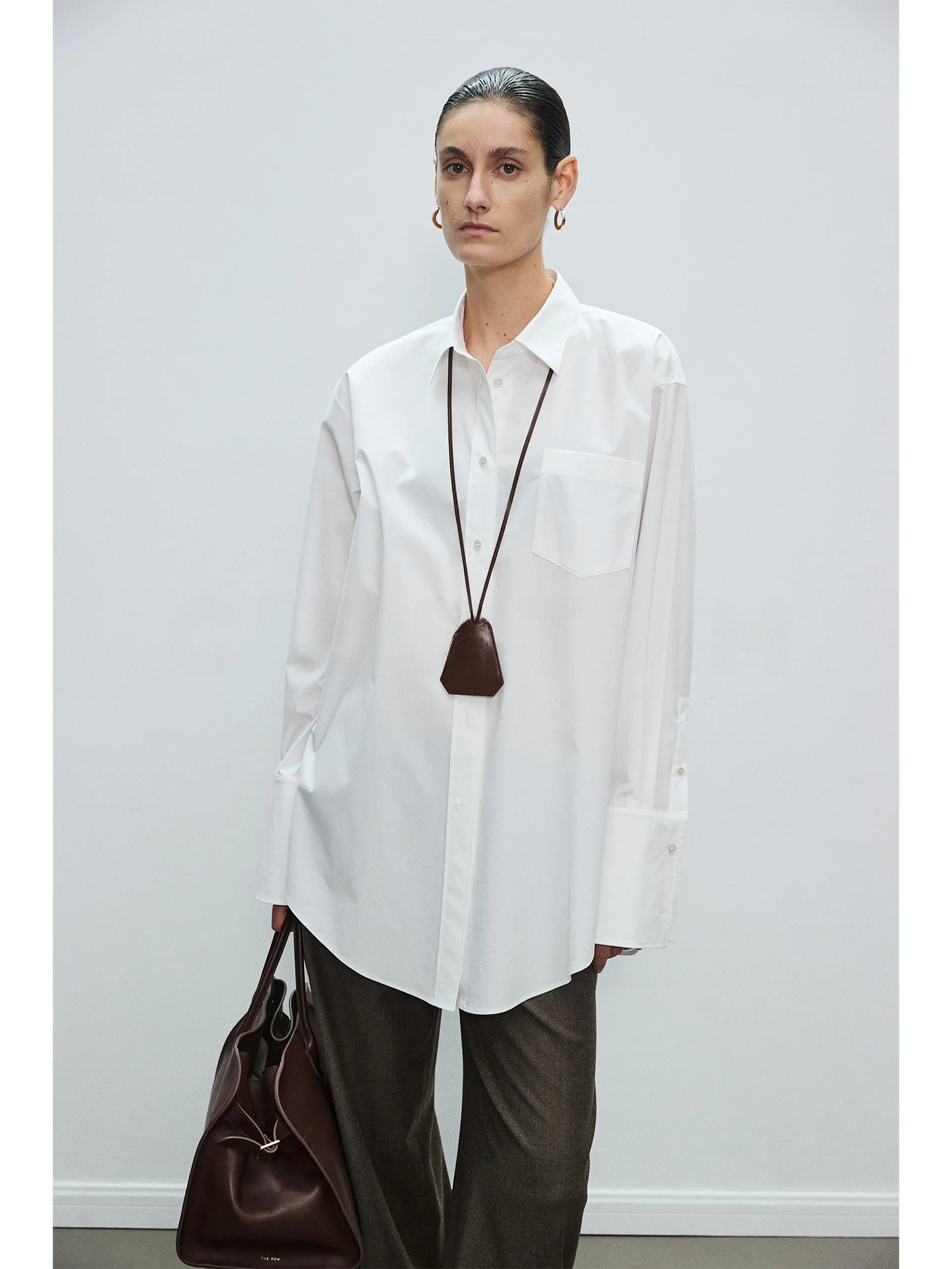 Пальто средней длины Ele Long Sve C'EST M ROW, повседневное, свободного кроя, из смесового хлопка и полиэстера, дышащее, приятное для кожи
Пальто средней длины Ele Long Sve C'EST M ROW, повседневное, свободного кроя, из смесового хлопка и полиэстера, дышащее, приятное для кожи