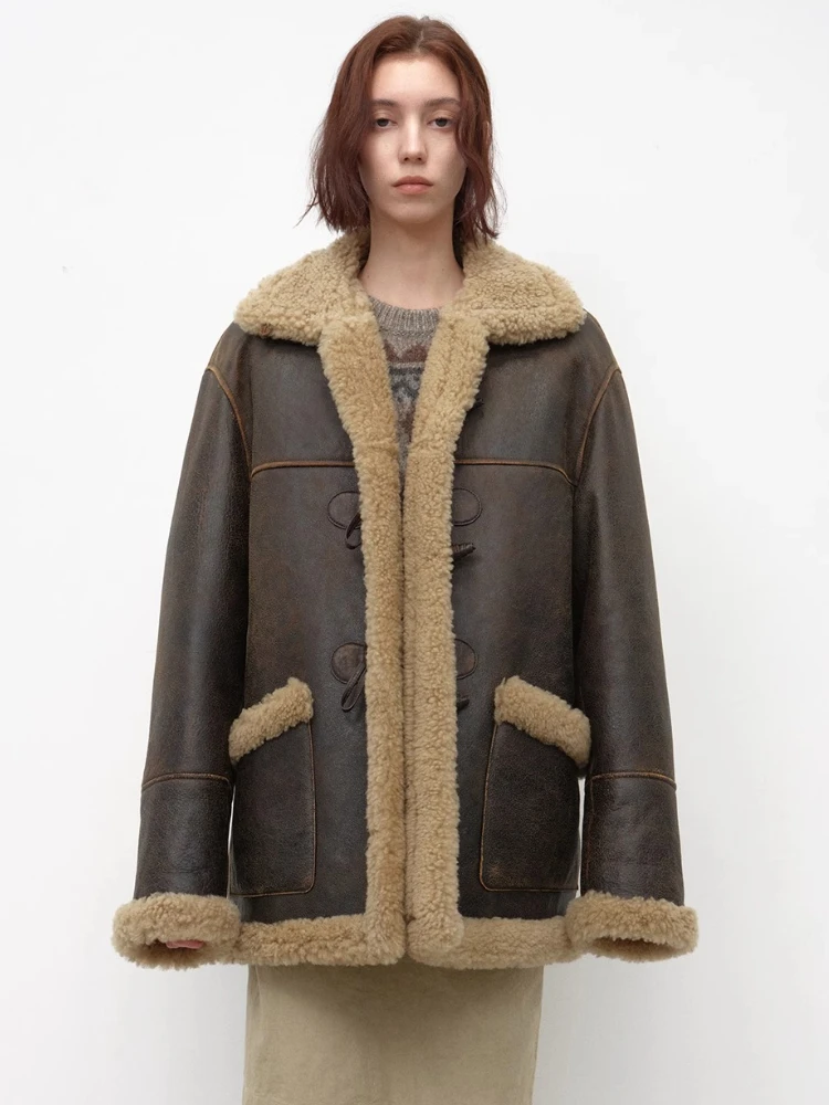 High-end Luxury Merino Sheep Fur Winter Motorcycle Jacket for Women 2026 Simple Vintage Mid-length Genuine Leather Real Fur Coat
High-end Luxury Merino Sheep Fur Winter Motorcycle Jacket for Women 2026 Simple Vintage Mid-length Genuine Leather Real Fur Coat
