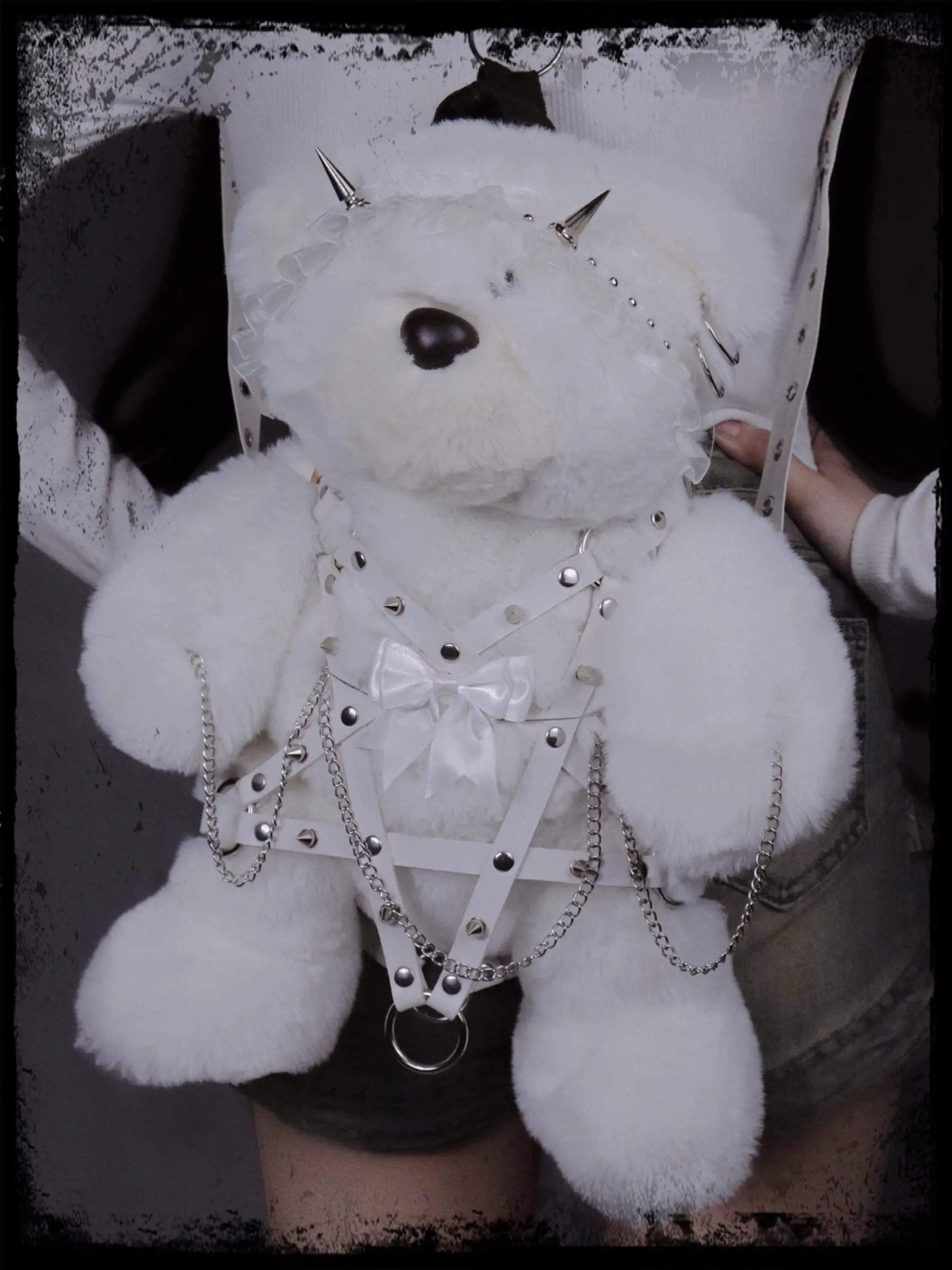 Женская вместительная плюшевая сумка-рюкзак в стиле Лолита/Панк с медведем, сумка через плечо
Женская вместительная плюшевая сумка-рюкзак в стиле Лолита/Панк с медведем, сумка через плечо