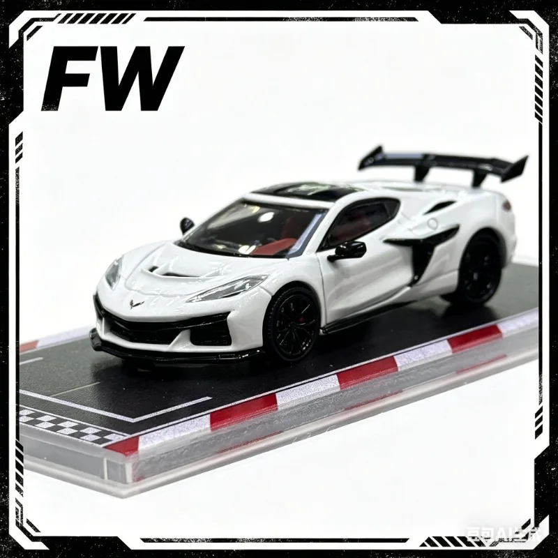 FW1:64 fine works Corvette c8 zr1 alloy car model collection model alloy die-casting car model, simulation static ornament.
FW1:64 fine works Corvette c8 zr1 alloy car model collection model alloy die-casting car model, simulation static ornament.