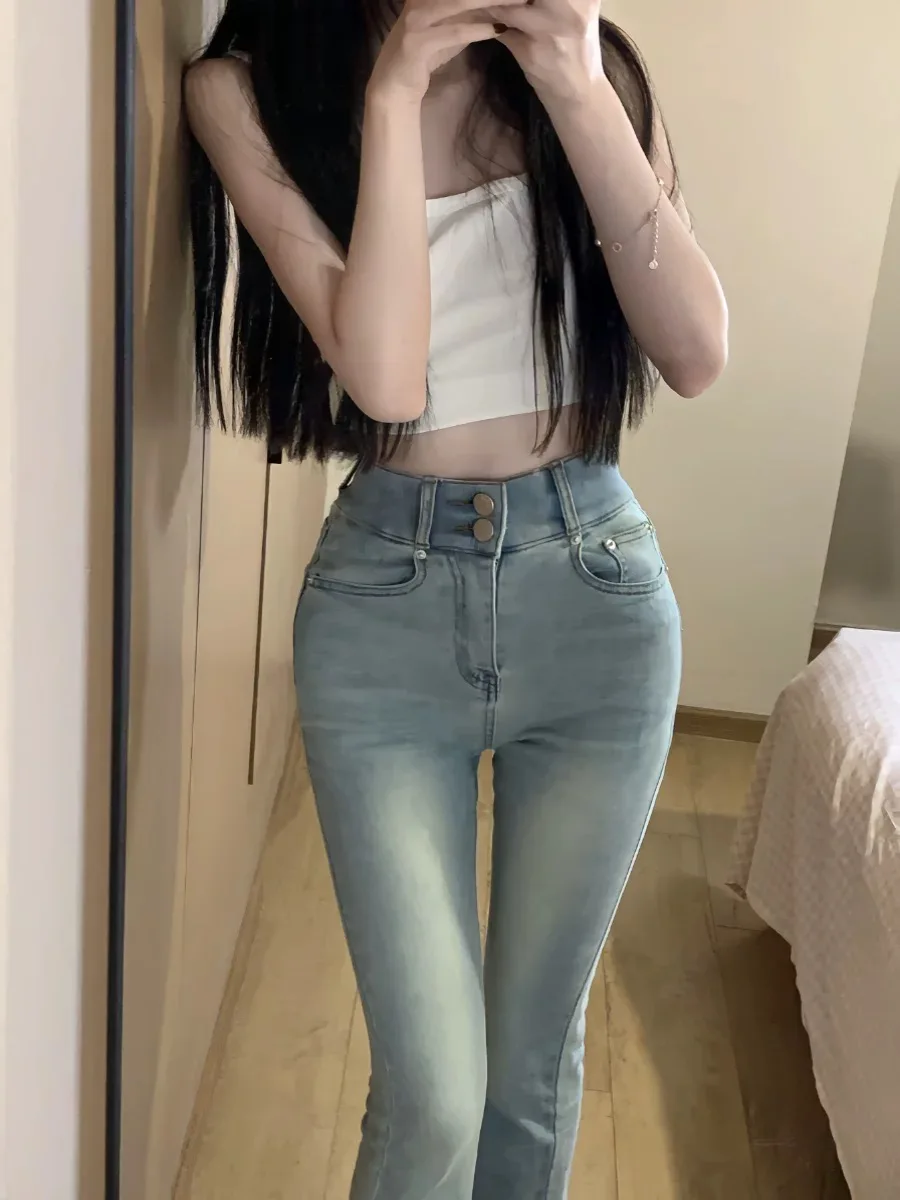 High Waist Bell Bot Jeans Retro Light Blue Two Button Elastic Slimming Korean Sle Sexy Women's Long Pants with Hip Pad
High Waist Bell Bot Jeans Retro Light Blue Two Button Elastic Slimming Korean Sle Sexy Women's Long Pants with Hip Pad