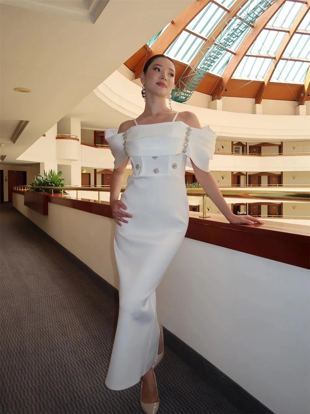 Off The Shoulder Beaded Bespoke Occasion Gown Evening Dresses Prom Pastrol Unisex Jersey Retro Dubai Saudi Arabic Customized
Off The Shoulder Beaded Bespoke Occasion Gown Evening Dresses Prom Pastrol Unisex Jersey Retro Dubai Saudi Arabic Customized