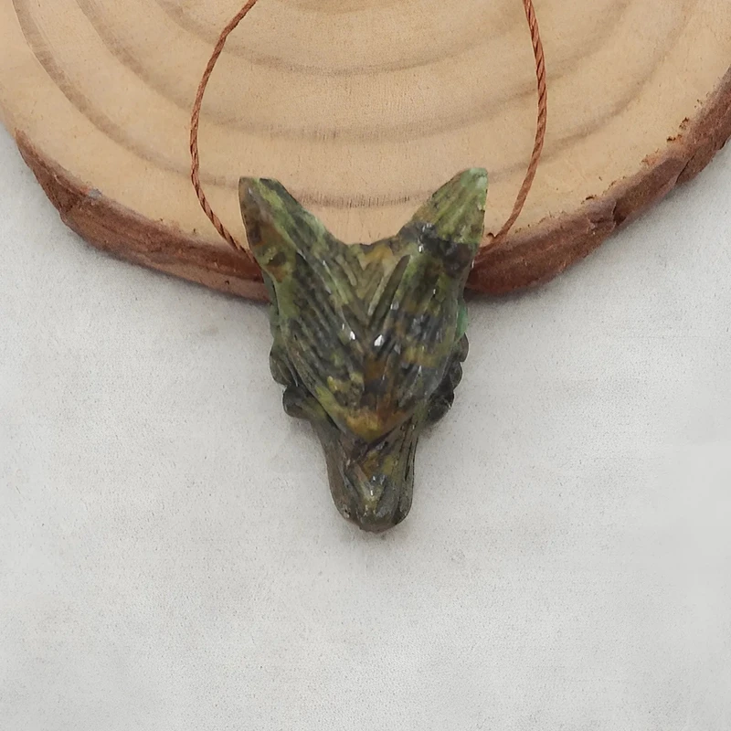 Натуральный африканский бирюзовый кулон с головой волка ручной работы, бусина 23x16x9 мм, полудрагоценный камень, модные ювелирные изделия, ожерелье, аксессуар 
Натуральный африканский бирюзовый кулон с головой волка ручной работы, бусина 23x16x9 мм, полудрагоценный камень, модные ювелирные изделия, ожерелье, аксессуар