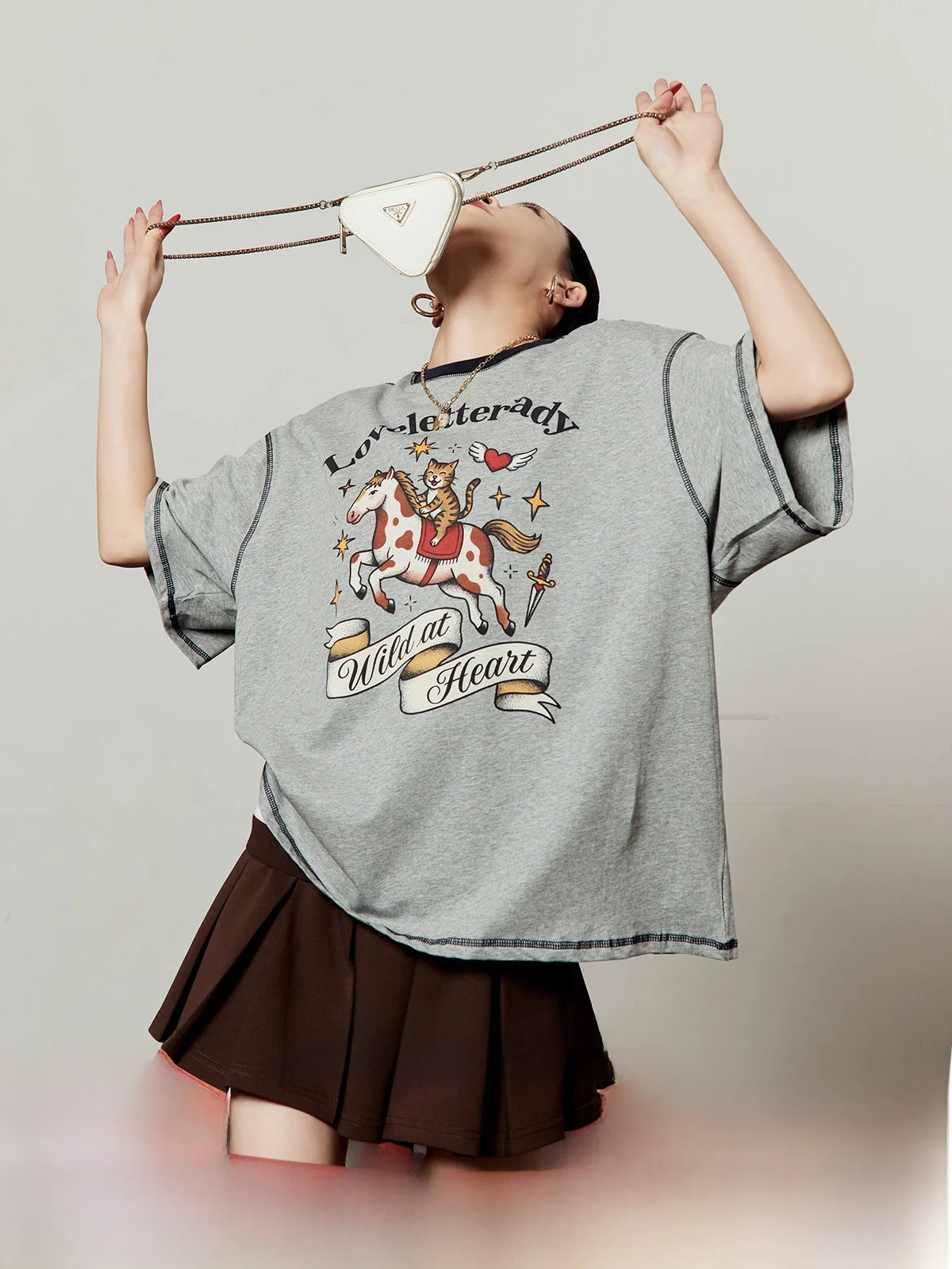 Gray Loose Short Sleeve T-Shirt Women's Retro Print Versatile Casual Summer Top Trendy Fashionable Sweatshirt Ladies Tee
Gray Loose Short Sleeve T-Shirt Women's Retro Print Versatile Casual Summer Top Trendy Fashionable Sweatshirt Ladies Tee