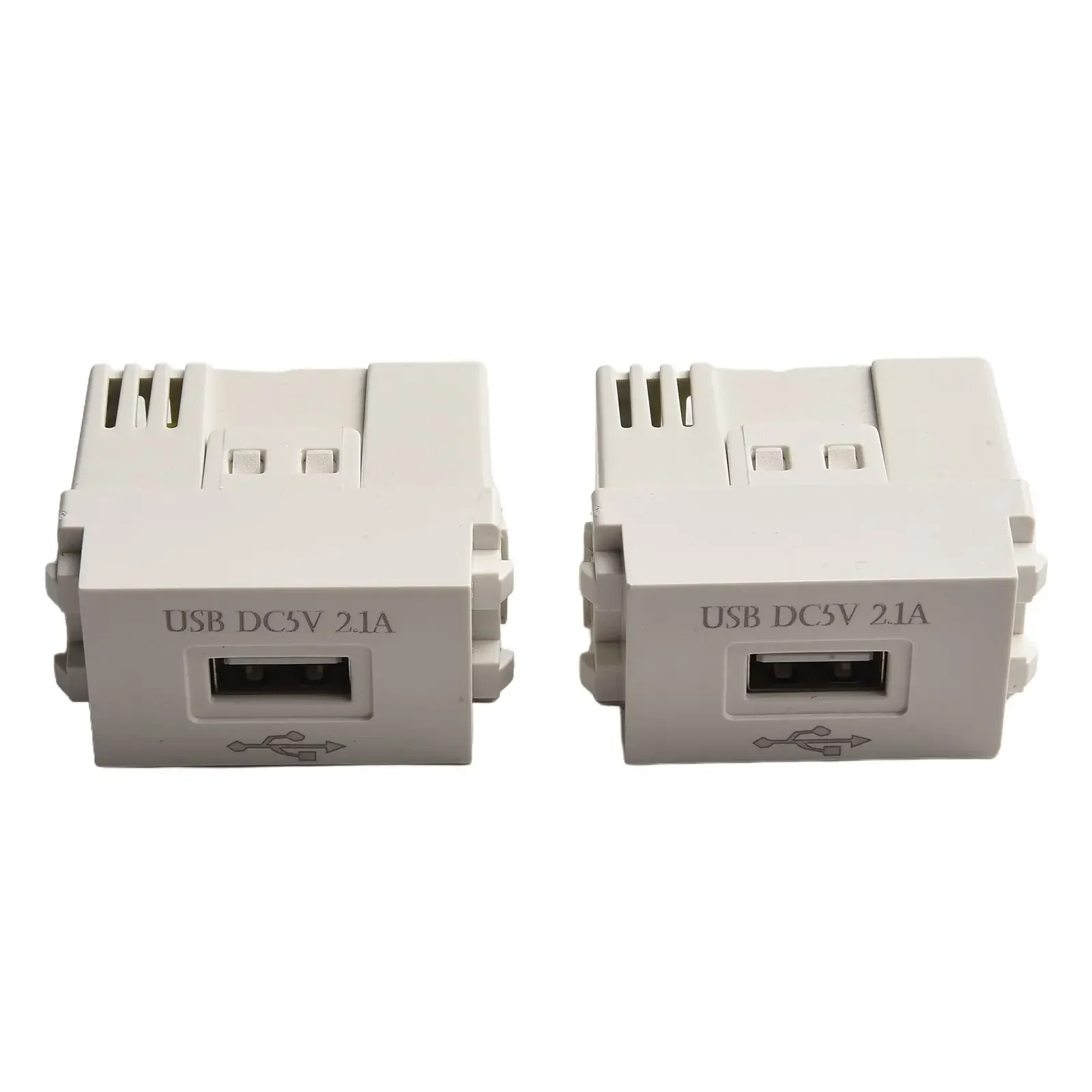 5V Transformer Mobile Phone Charging Portable Charger Fast Charging Speed Quick Charge Reliable Charging Safety First
5V Transformer Mobile Phone Charging Portable Charger Fast Charging Speed Quick Charge Reliable Charging Safety First