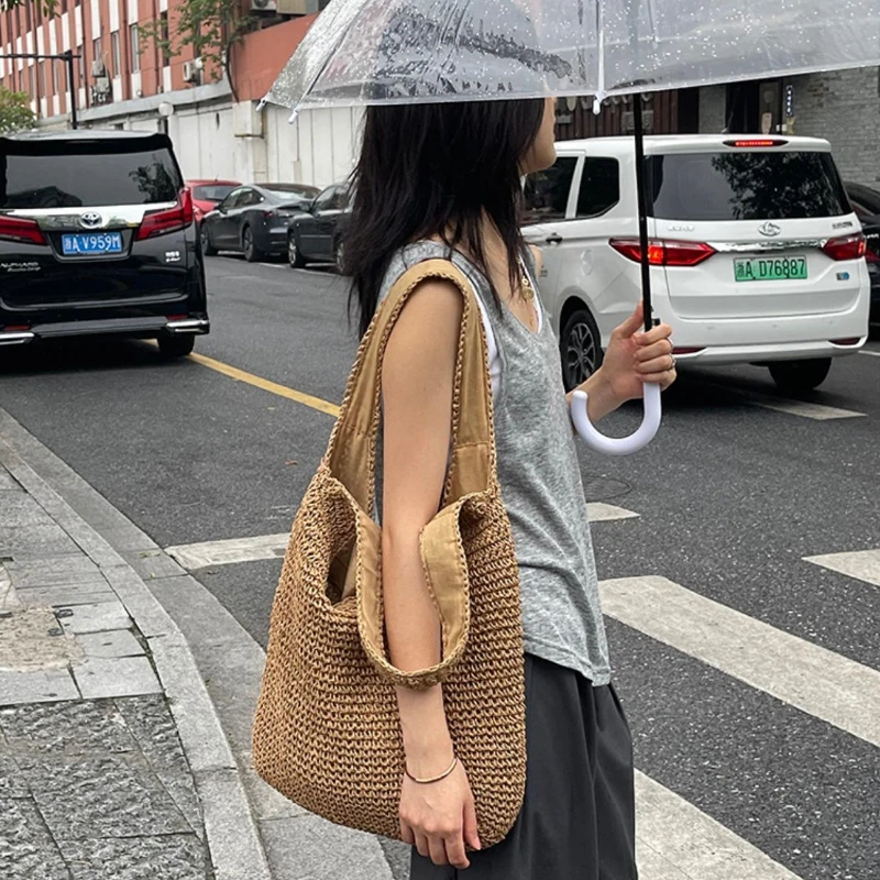 Large Capacity Weave Tote Summer Beach Straw Handbag Tassel Design Female Bohemian Shoulder Bag for Women 2024 Ladies Travel Bag
Large Capacity Weave Tote Summer Beach Straw Handbag Tassel Design Female Bohemian Shoulder Bag for Women 2024 Ladies Travel Bag