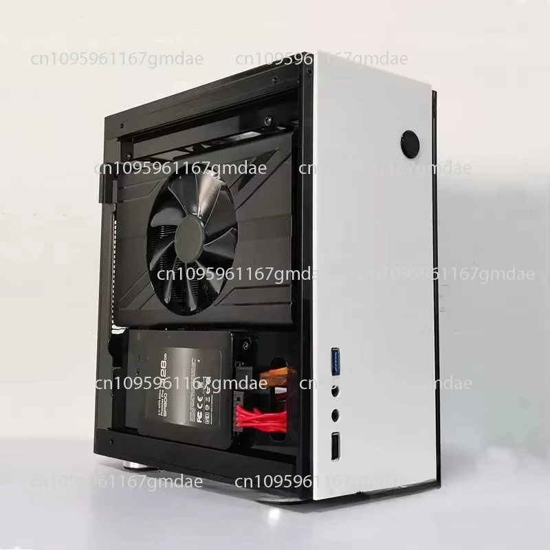 Прозрачный корпус Mini-ITX с поддержкой скорости материнской платы и вертикального воздушного потока.
Прозрачный корпус Mini-ITX с поддержкой скорости материнской платы и вертикального воздушного потока.