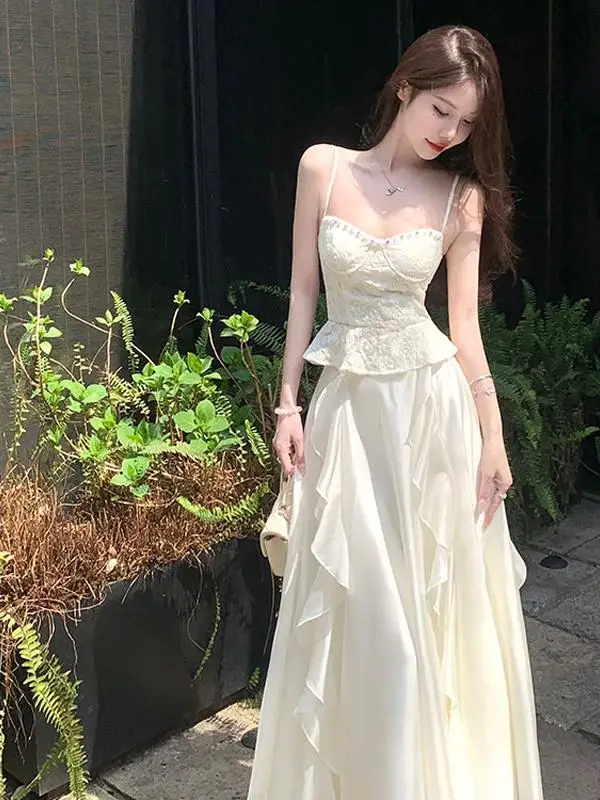 Soft Style Street Fashion Milk Cute Lace Halter Top Half Skirt Two Piece Set Summer Collection Comfortable Short Sleeve V Neck
Soft Style Street Fashion Milk Cute Lace Halter Top Half Skirt Two Piece Set Summer Collection Comfortable Short Sleeve V Neck