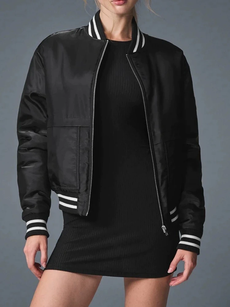 Zipper Baseball Jacket Women Autumn Cotton Loose Classic Padded Thick Short Coat Baseball Collar Black Women's Jacket Streetwear
Zipper Baseball Jacket Women Autumn Cotton Loose Classic Padded Thick Short Coat Baseball Collar Black Women's Jacket Streetwear