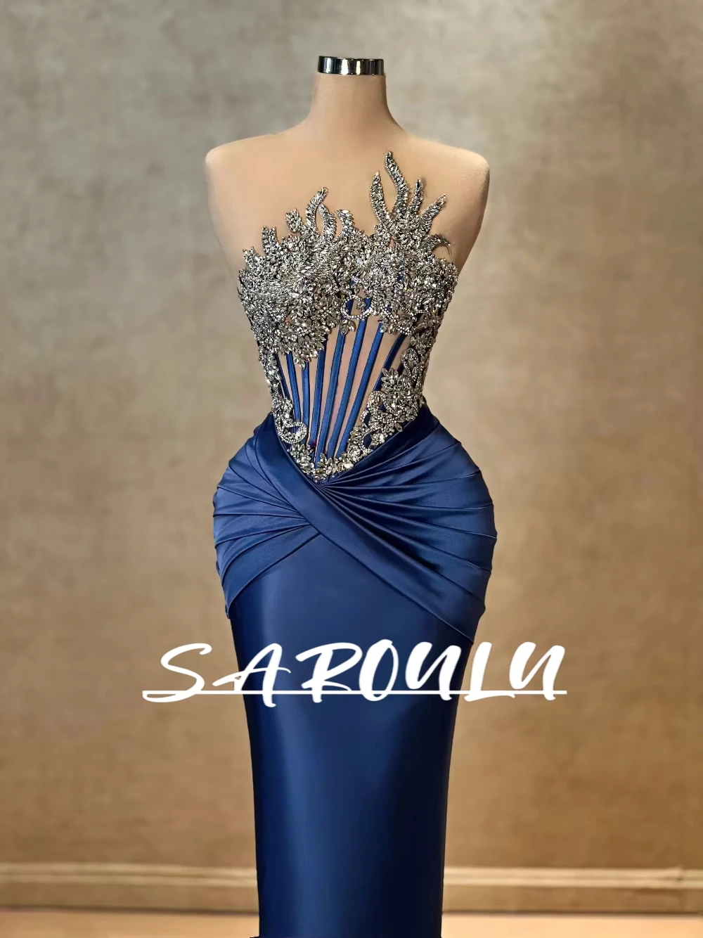 Royal Blue Pleated Satin Evening Dress Sexy Silver Beads and Stones Strapless Cocktail Gown Luxurious Straight Customized Dress 
Royal Blue Pleated Satin Evening Dress Sexy Silver Beads and Stones Strapless Cocktail Gown Luxurious Straight Customized Dress