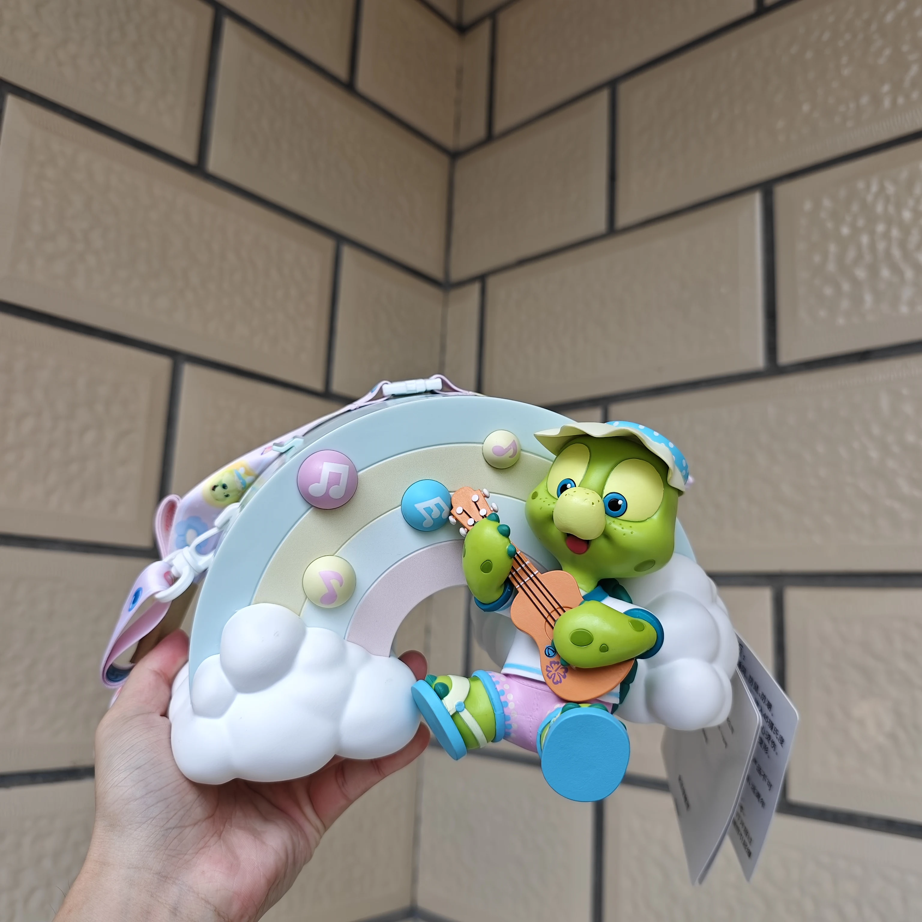 Сувенир из мультфильма Shanghai Disneyland: Rainbow Olu (Olumela), ведро для попкорна из ПВХ, коллекционный декоративный подарок
Сувенир из мультфильма Shanghai Disneyland: Rainbow Olu (Olumela), ведро для попкорна из ПВХ, коллекционный декоративный подарок