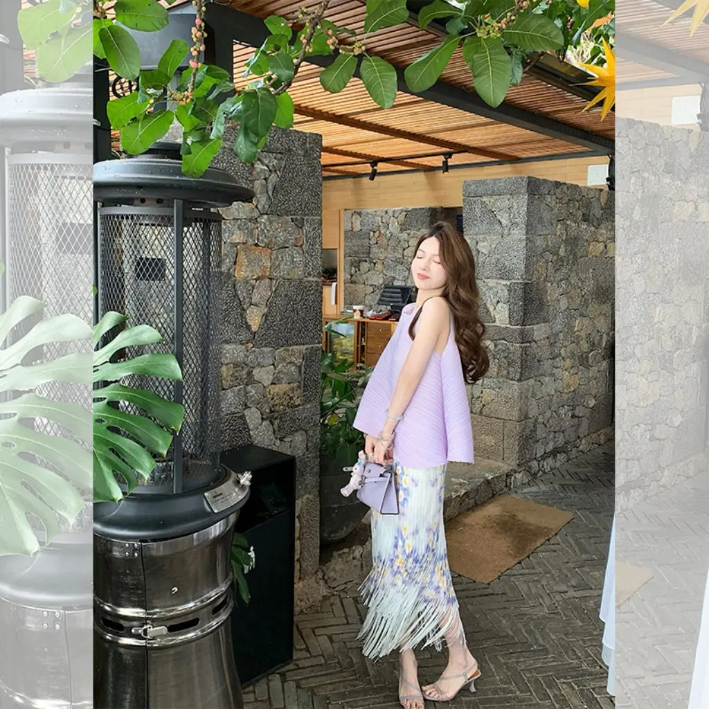 Little Red Book Women's Elegant White Sleeveless Top And Pleated Tassel Skirt Set Live Hot Selling Lazy Miyake Style
Little Red Book Women's Elegant White Sleeveless Top And Pleated Tassel Skirt Set Live Hot Selling Lazy Miyake Style