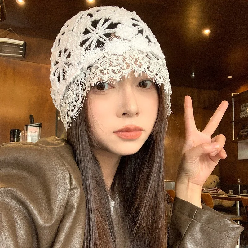 2025 New Japanese Lace Flower Knitted Hat Women's AutumnThin Versatile Breathable Hand-crocheted Hollow Skull Beanie Cap
2025 New Japanese Lace Flower Knitted Hat Women's AutumnThin Versatile Breathable Hand-crocheted Hollow Skull Beanie Cap