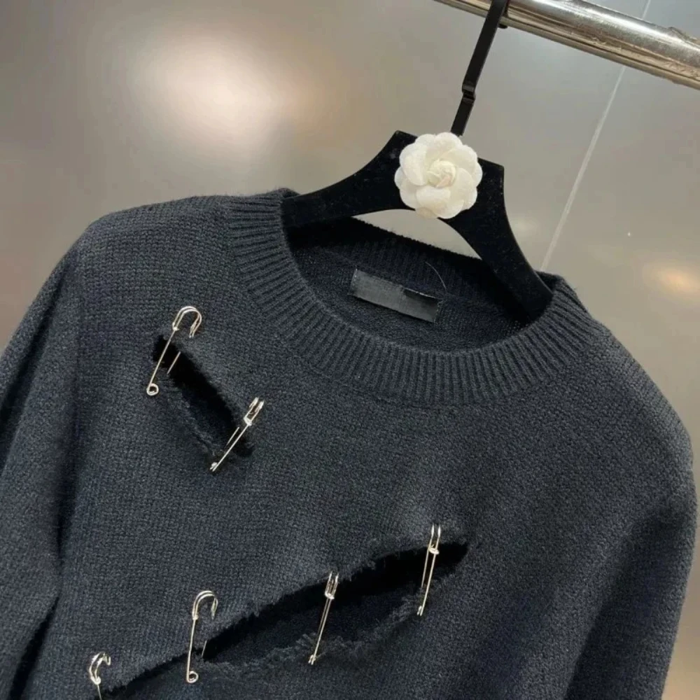 2025 Women Solid Color O-neck Long Sleeve Sweater Female Autumn And Winter Fashion Trend Designerhigh Quality Knitted Pullover
2025 Women Solid Color O-neck Long Sleeve Sweater Female Autumn And Winter Fashion Trend Designerhigh Quality Knitted Pullover