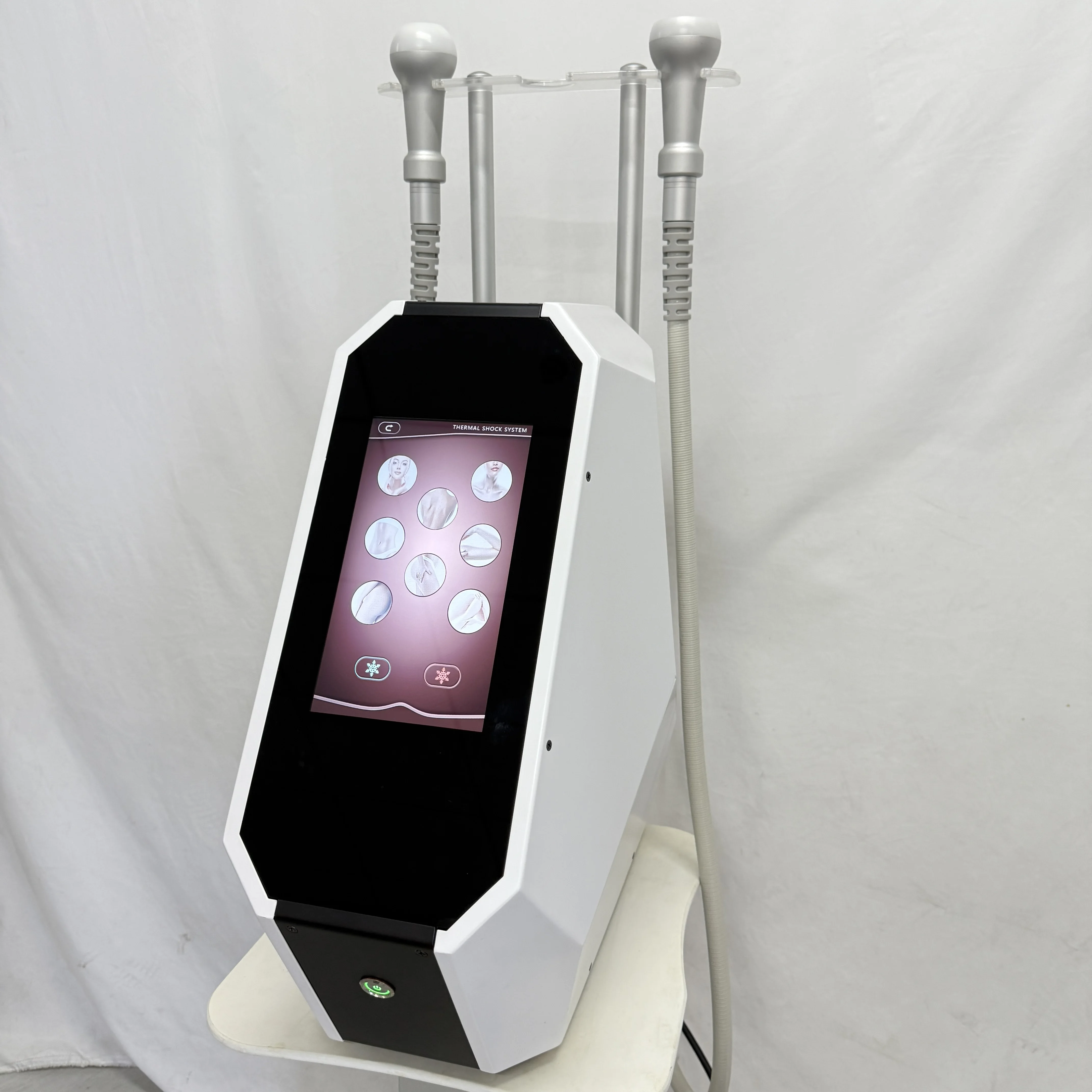 MYOslim New Tech Portable CryoT Shock Slimmer: профессиональное устройство для охлаждения кожи лица и тела для похудения
MYOslim New Tech Portable CryoT Shock Slimmer: профессиональное устройство для охлаждения кожи лица и тела для похудения