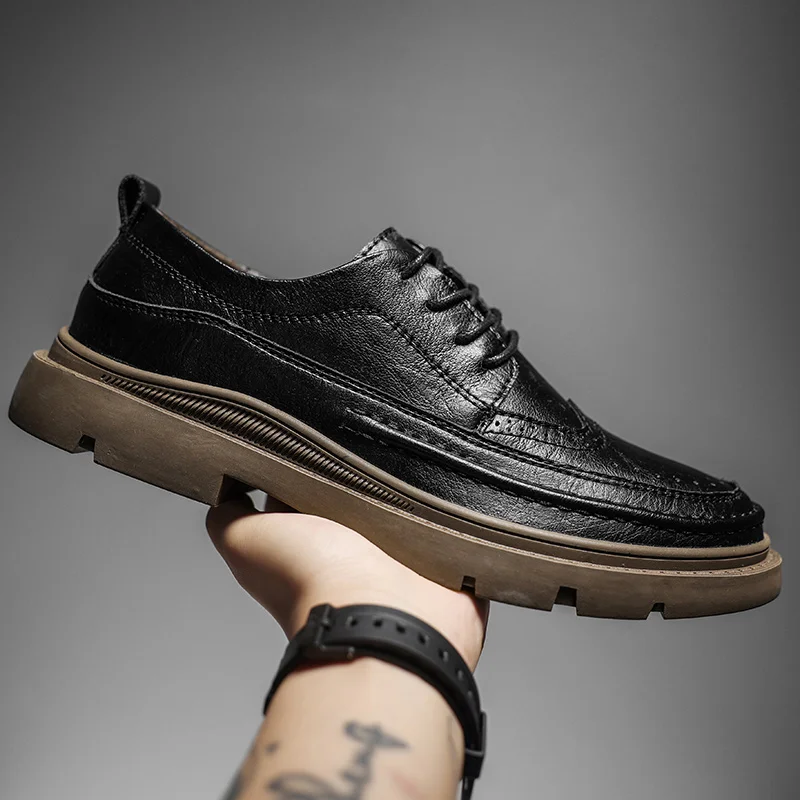 Men's New leather shoes Fashion retro high-quality styles Party or groom's wedding adult suit shoes Black brown Brogue versatile
Men's New leather shoes Fashion retro high-quality styles Party or groom's wedding adult suit shoes Black brown Brogue versatile