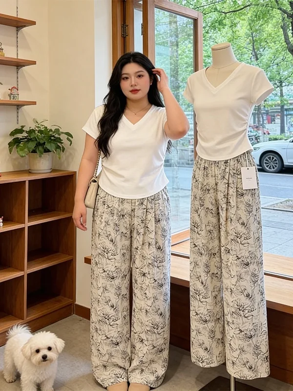 plus Size Slim Fit Set Women's Summer New Waist Cinch V Neck Short Sleeve T Shirt Floral Casual Pants Two Piece Set
plus Size Slim Fit Set Women's Summer New Waist Cinch V Neck Short Sleeve T Shirt Floral Casual Pants Two Piece Set