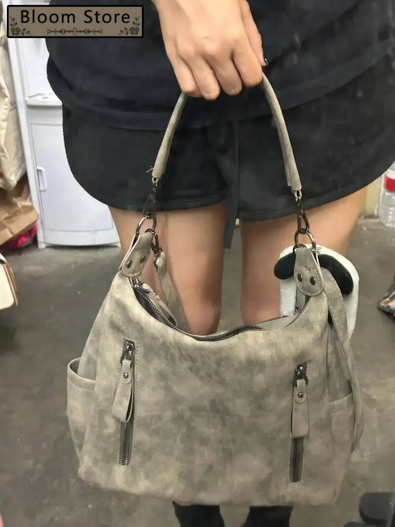 Bloom Vintage Grey Casual Crossbody Bags Women Retro Zipper Chic Y2k Grunge Handbag Female Large Capacity Tote Messenger Bag
Bloom Vintage Grey Casual Crossbody Bags Women Retro Zipper Chic Y2k Grunge Handbag Female Large Capacity Tote Messenger Bag