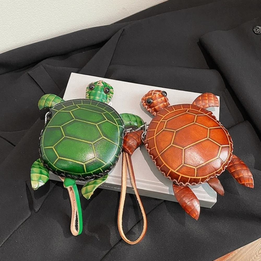 PU Leather Cute Turtle Coin Purse Durable Cartoon PU Leather Key Holder Zipper Closure Novelty Animal Mini Handbag Party Favor
PU Leather Cute Turtle Coin Purse Durable Cartoon PU Leather Key Holder Zipper Closure Novelty Animal Mini Handbag Party Favor