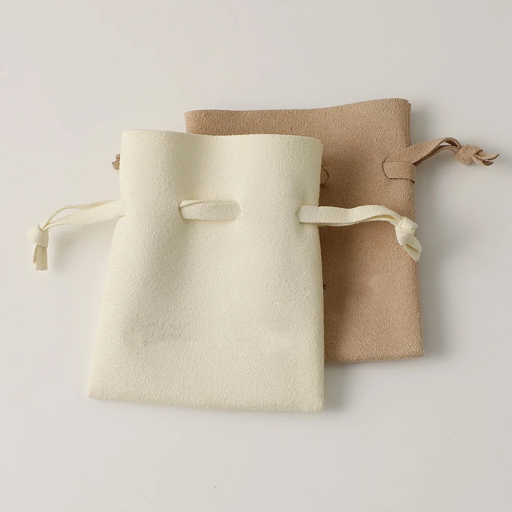 Earring Ring Pouch Versatile Velvet Drawstring Pouch Necklace Storage Bag Convenient Jewelry Organizer Bag For Jewelry Storage
Earring Ring Pouch Versatile Velvet Drawstring Pouch Necklace Storage Bag Convenient Jewelry Organizer Bag For Jewelry Storage